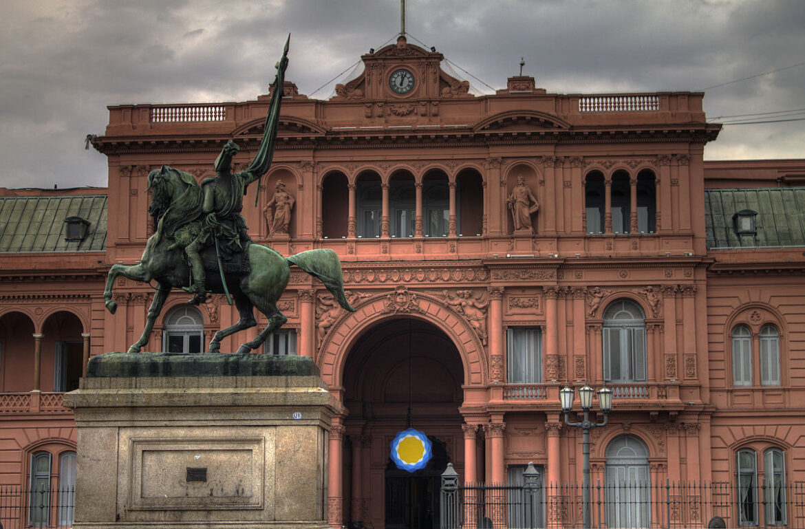 GOBIERNO EN RECONSTRUCCIÓN