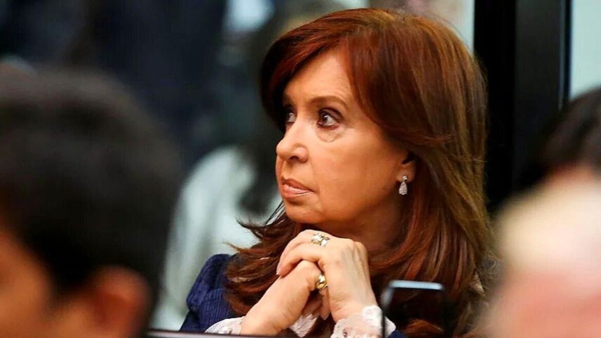 ¿Y CRISTINA?