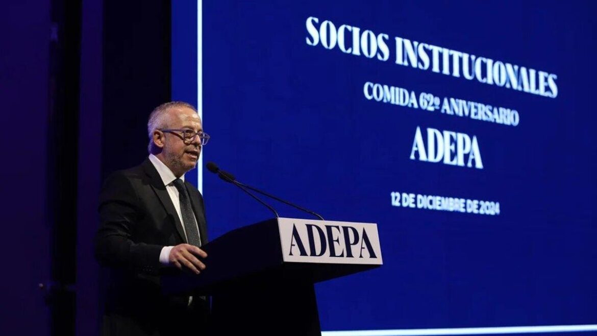 CENSURA PREVIA: COMUNICADO DE ADEPA