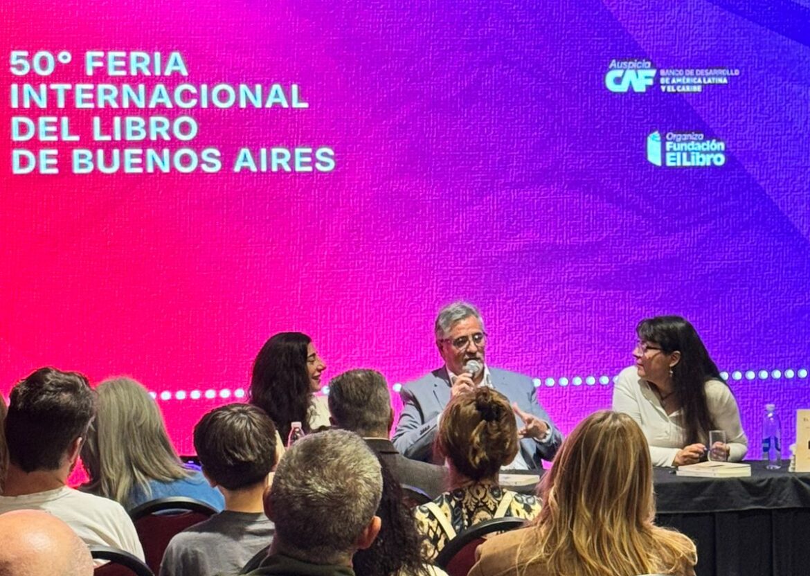 EL SÍMBOLO: EMOCIÓN EN LA FERIA DEL LIBRO